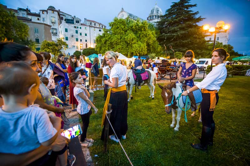 sajam sibenik13-04 912170S0